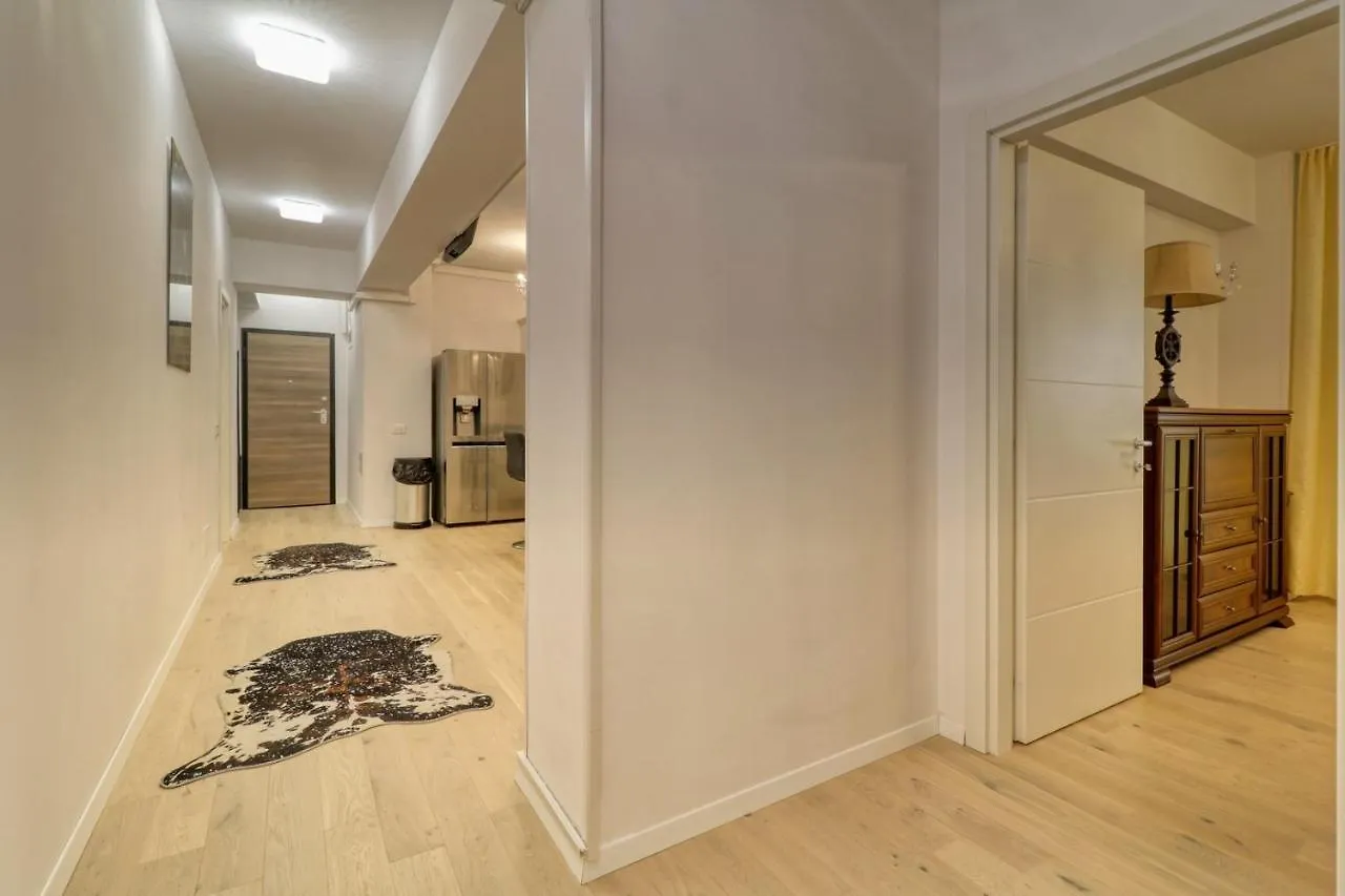 Luxurious 2 Bedroom Apartment In Herastrau Bucarest