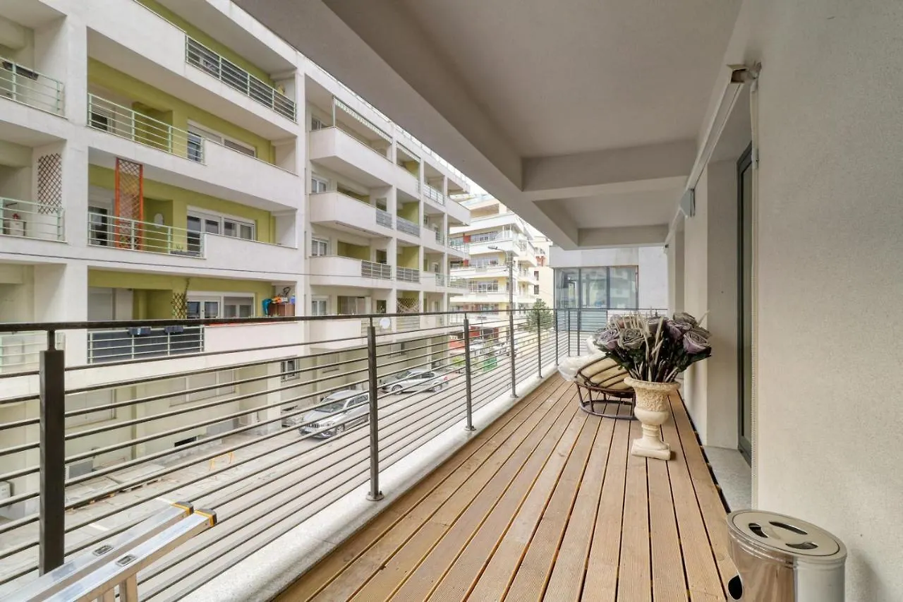 Luxurious 2 Bedroom Apartment In Herastrau Bucarest 0*,